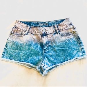 🌈⭐️HP 06/28!⭐️🌈 Ombré high-waisted Jean Shorts